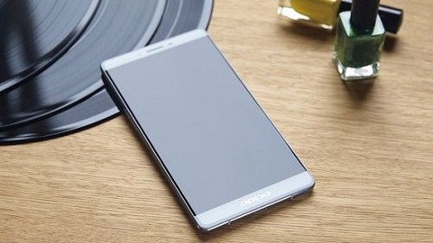 Oppo R7 ve R7 Plus artık resmi