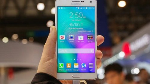 Samsung parmak izi sensörüne sahip Galaxy A8’i hazırlıyor
