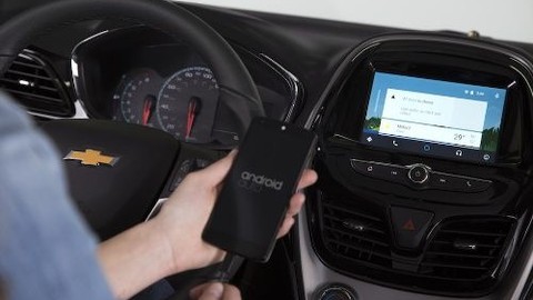Chevrolet 2016 model otomobillerde Android Auto ve CarPlay desteği olacak!