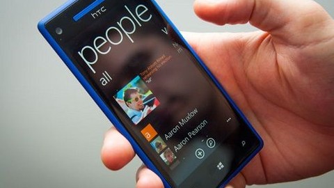 HTC 8X yakında Windows 10 Mobile Teknik Önizleme programına dahil edilecek