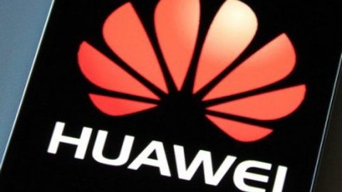Huawei sürgülü kameraya sahip bir akıllı telefon hazırlıyor!