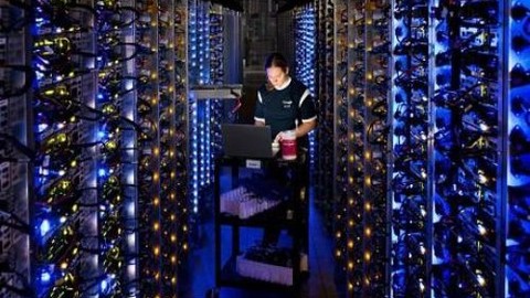 Google’ın tesisine düşen yıldırım kullanıcı verilerini uçurdu!