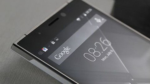 Çinli üreticiden iPhone 6'ya nispet köşeli tasarıma sahip akıllı telefon