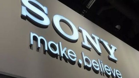 Sony Xperia Z5 ailesi Sony UCH20 USB Şarj cihazı ile geliyor!