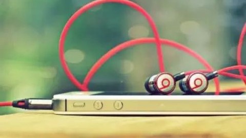 Apple daha ince iPhone'lar için kulaklık jakı patenti aldı!