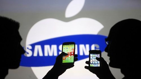 Samsung akıllı telefon dünyasının lideri olmayı sürdürdü