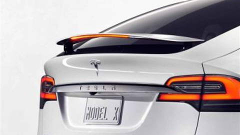 Tesla Model X SUV satışları başladı