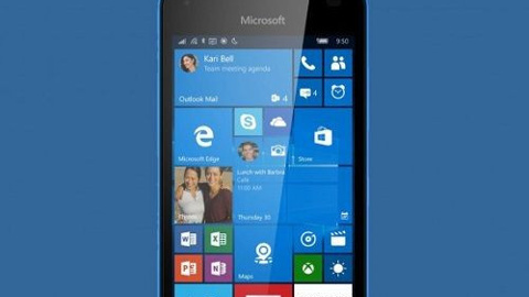 Lumia 550'nin basın görüntüsü ve teknik özellikleri