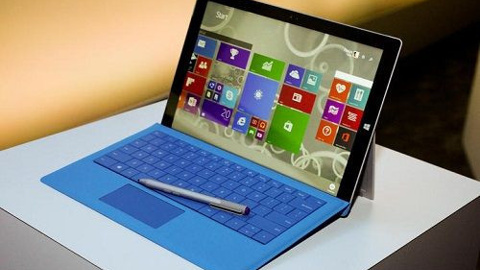 Microsoft iki farklı ekrana sahip Surface Pro 4 tanıtabilir