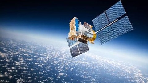 Facebook'un bedava internet uydusu 2016'da uzaya fırlatılacak!