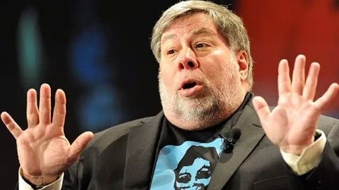Apple'ın kurucularından Steve Wozniak: Steve Jobs'un tek derdi zengin olmaktı!