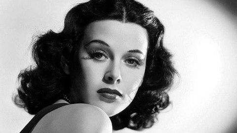 Google'a Doodle olan Hedy Lamarr hangi buluşuyla hayatımızı değiştirdi?