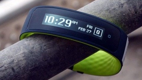 HTC’nin yeni akıllı bilekliği ortaya çıktı