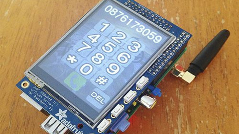 Raspberry Pi'den akıllı telefon PiPhone!