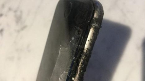 Yanan iPhone 6 adamın bacağını feci şekilde yaktı