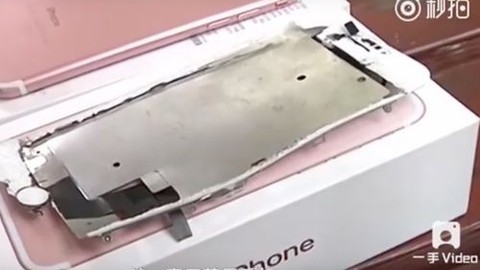 iPhone 7, yüzünde patladı!