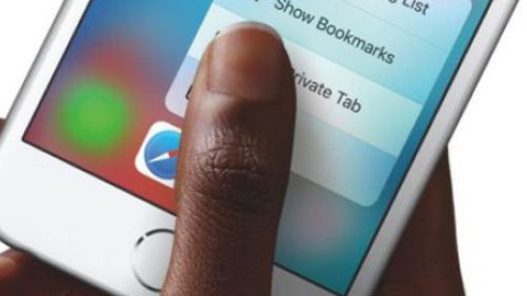 Polisler, kilidi ile uğraşmamak için iPhone'u çaldı