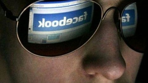 Hükümetlerin, Facebook kullanıcı verilerini isteme talebi arttı!