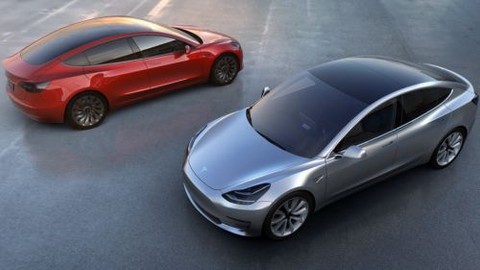 Tesla, Model 3'ü ne zaman açıklayacak?