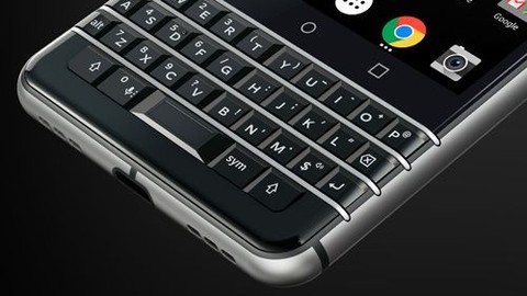 QWERTY klavyeli BlackBerry KEYone tanıtım videosu