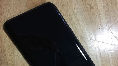 Galaxy S8'in parlak siyah rengi sızdırıldı