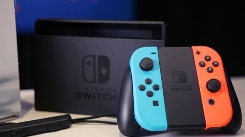 Nintendo Switch 305 metreden düşerse ne olur?
