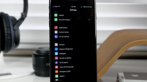 iOS 11 ile gizli siyah tema seçeneği geliyor!