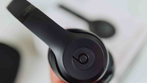 Apple, Beats kulaklıkları bedava verecek!