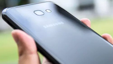 Galaxy A7 (2017) yakında Android Nougat alacak!