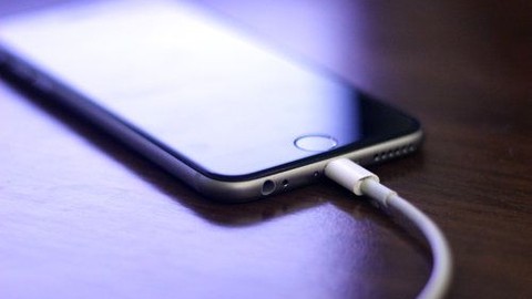 Bim, orijinal iPhone şarj kablosu satıyor!