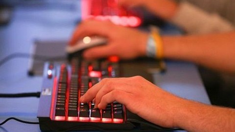Online oyun oynayanlar, derslerinde daha başarılı oluyor!