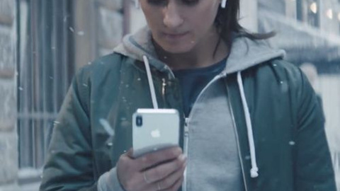 Apple'dan yeni reklam!