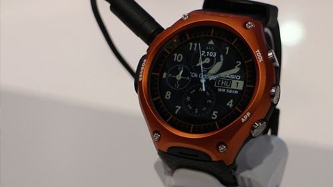 CES 2016: Casio WSD-F10 Ön İnceleme