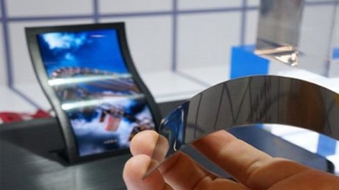 İşte LG'nin esnek akıllı telefonu!