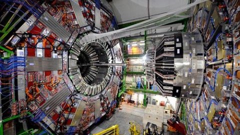 Büyük Hadron Çarpıştırıcısı'nda yeni bir keşif mi ortaya çıktı?