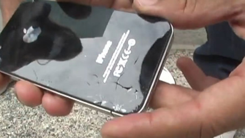 iPhone 4S' mi yoksa Galaxy S II' mi daha sağlam?