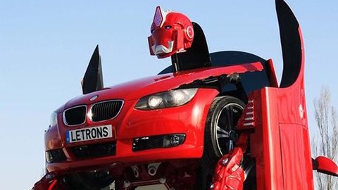 Türkler yaptı: Robota dönüşen otomobil Letrons!