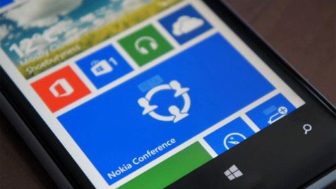 Lumia 930'u bir süre daha bekleyebiliriz