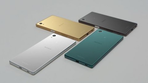 Biliyor muydunuz? Sony'nin ilk Xperia akıllı telefonları Androidli değildi