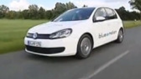 İşte VW Golf'ün ilk elektriklisi geliyor!