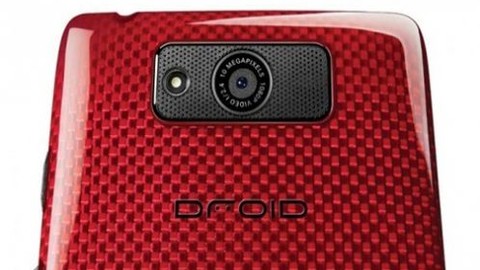 Motorola DROID Turbo ve Samsung Galaxy S5