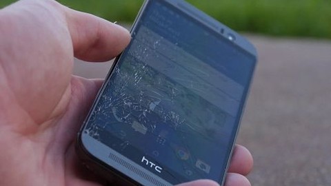 HTC One M9 düşürme testinde