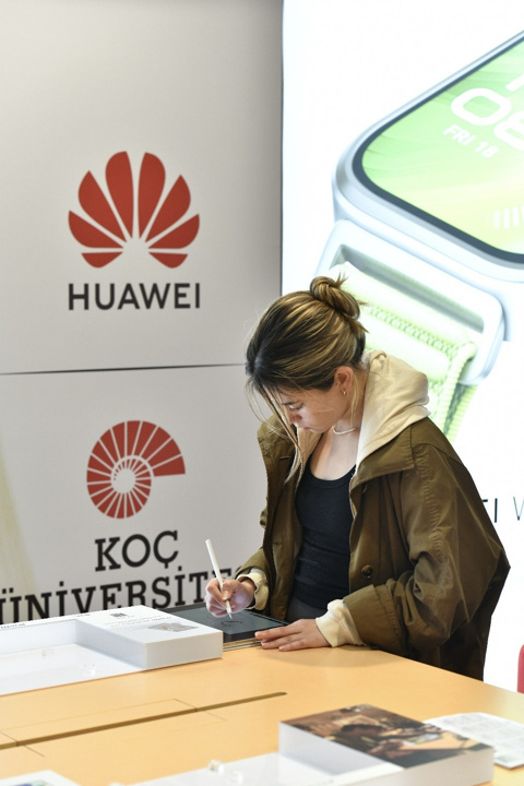 Huawei MatePad Pro serisi ile öğrencilere yönelik etkinlikler ve özel fırsatlar sunuyor - Resim : 1