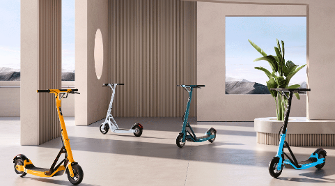 Ünlü otomobil üreticisi bu kez de elektrikli scooter üretti - Resim : 1