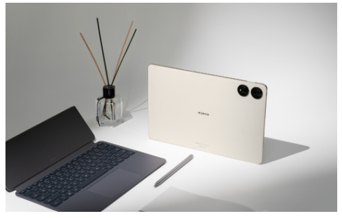 Honor MagicPad 13, Geekbench testinde ortaya çıktı - Resim : 1