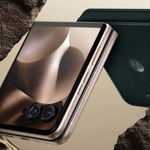 Motorola yeni katlanabilir telefonlarını tanıttı!
