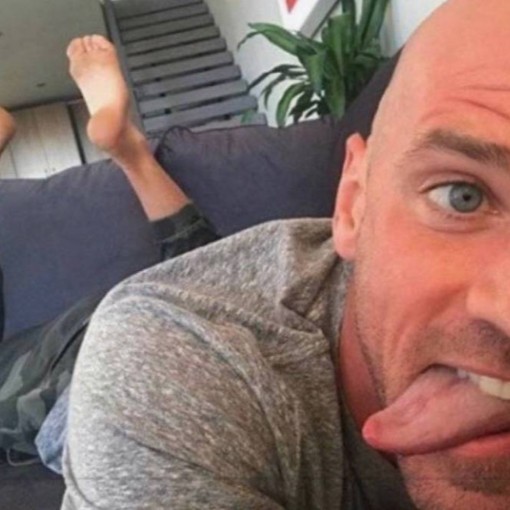 Johnny Sins'in ölüm haberi sosyal medyaya bomba gibi düştü, henüz 47 yaşındaydı