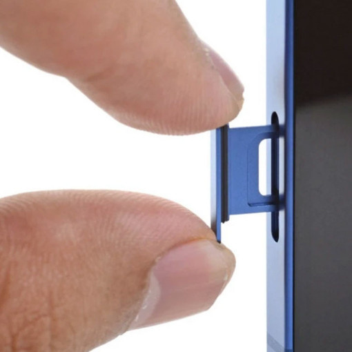 SIM yuvası gidiyor, dev batarya geliyor: İşte iPhone 18 Pro Max’in sırrı!