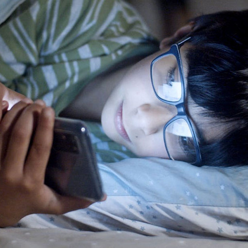 TBMM'de kabul edildi! Sosyal medyaya yaş sınırı getirildi