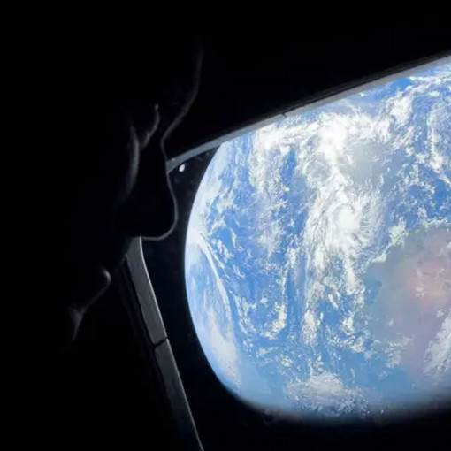 Artemis 2 hedefine ulaştı! Tarihte dünyadan en uzağa giden insanlar